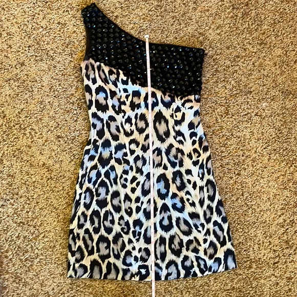 Women’s Arden B. Metallic Leopard Print One Shoulder Dress w Beading Size XS - Picture 8 of 9